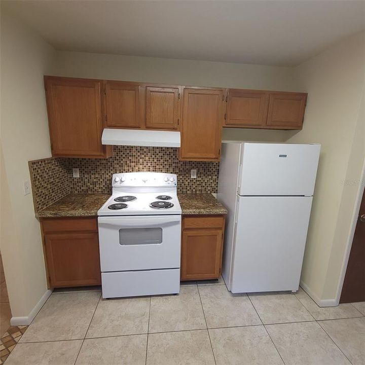 Active With Contract: $290,000 (3 beds, 2 baths, 1260 Square Feet)