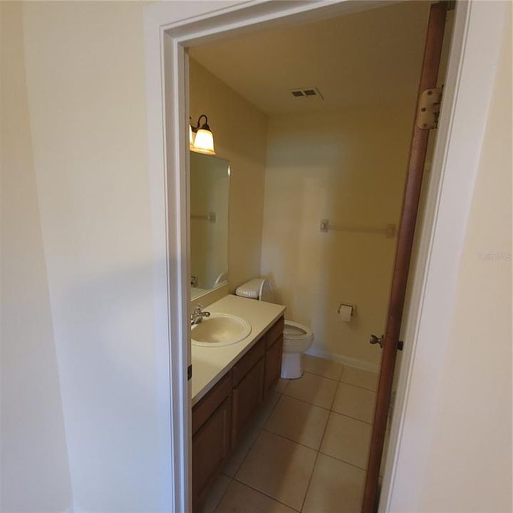 Active With Contract: $290,000 (3 beds, 2 baths, 1260 Square Feet)