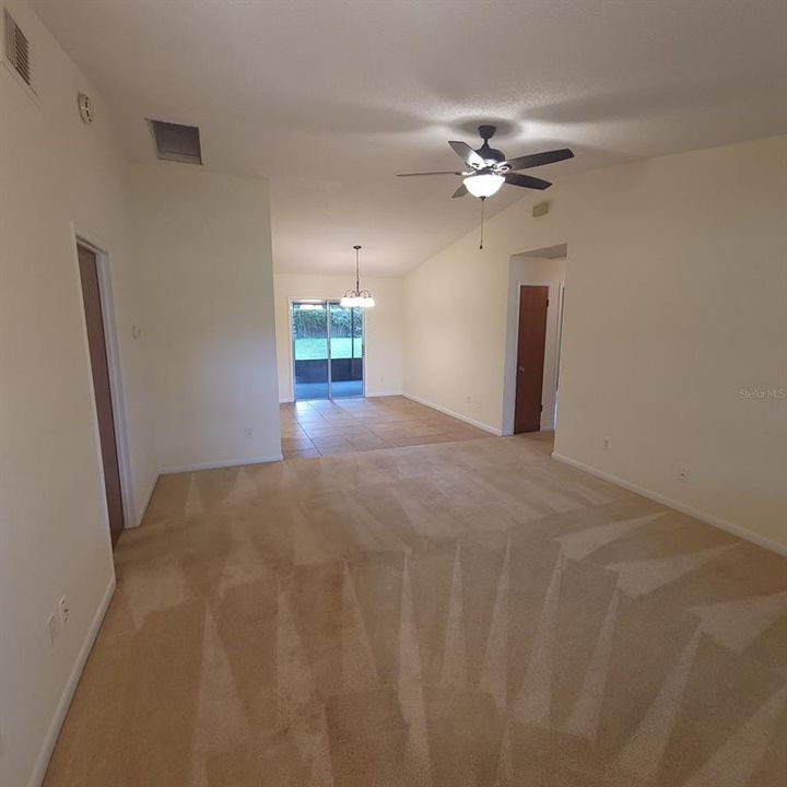 Active With Contract: $290,000 (3 beds, 2 baths, 1260 Square Feet)