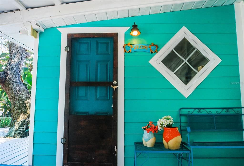 For Sale: $385,000 (2 beds, 2 baths, 1392 Square Feet)