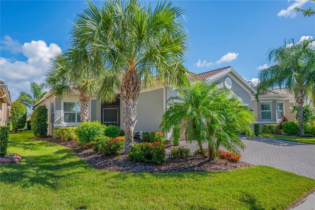 For Sale: $525,000 (3 beds, 2 baths, 2185 Square Feet)