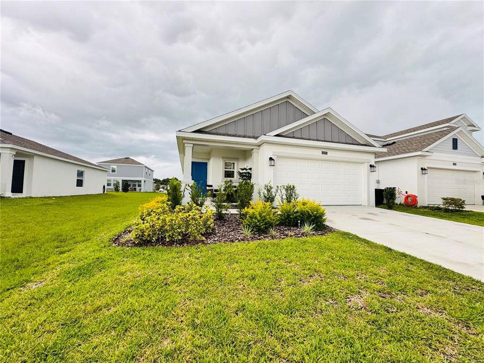 合同活跃: $2,200 (3 贝兹, 2 浴室, 1444 平方英尺)