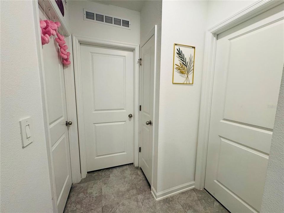 合同活跃: $2,200 (3 贝兹, 2 浴室, 1444 平方英尺)