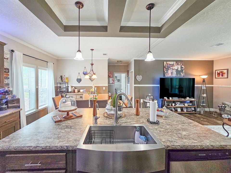 待售: $315,000 (3 贝兹, 2 浴室, 1495 平方英尺)