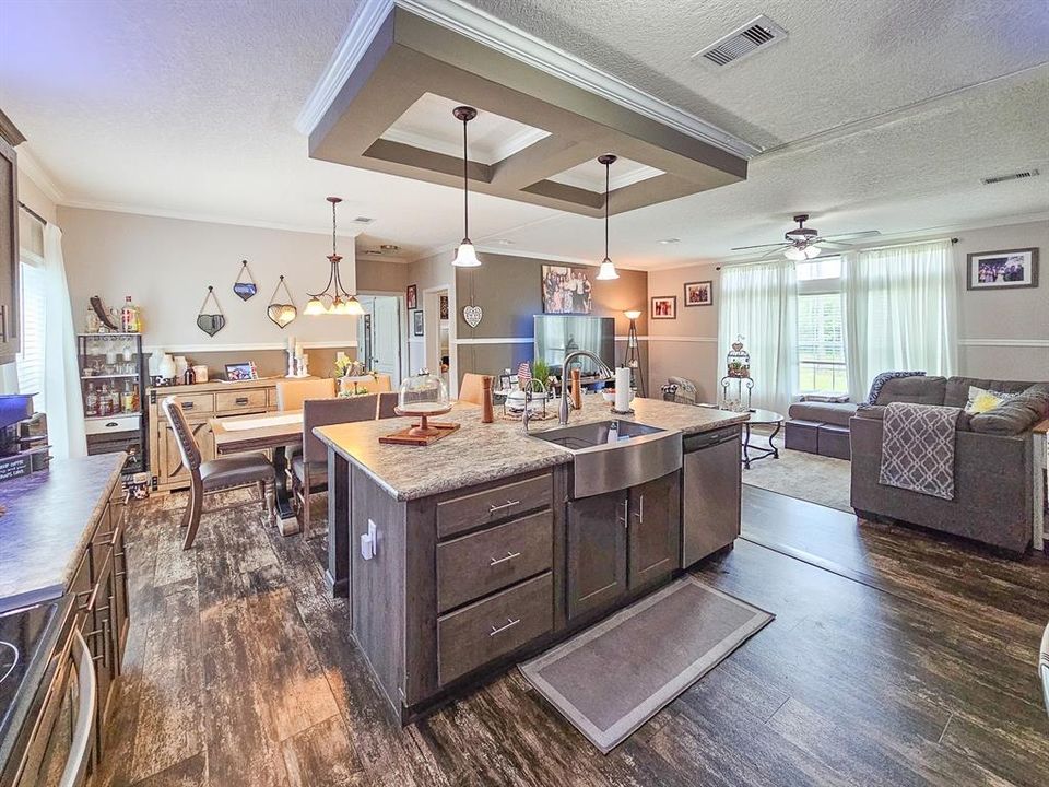 待售: $315,000 (3 贝兹, 2 浴室, 1495 平方英尺)