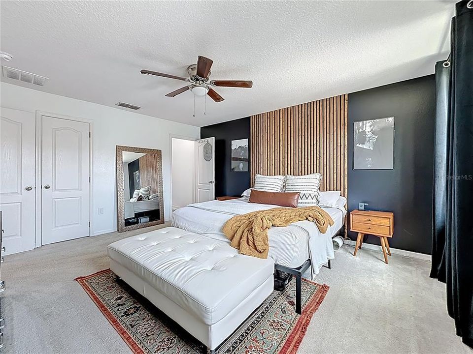 Под контрактом: $259,000 (3 спален, 2 ванн, 1771 Квадратных фут)