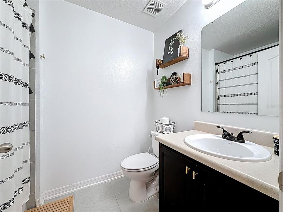 Под контрактом: $259,000 (3 спален, 2 ванн, 1771 Квадратных фут)