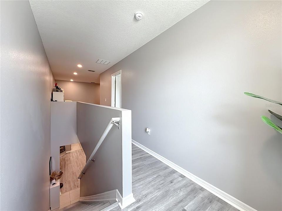 Под контрактом: $259,000 (3 спален, 2 ванн, 1771 Квадратных фут)