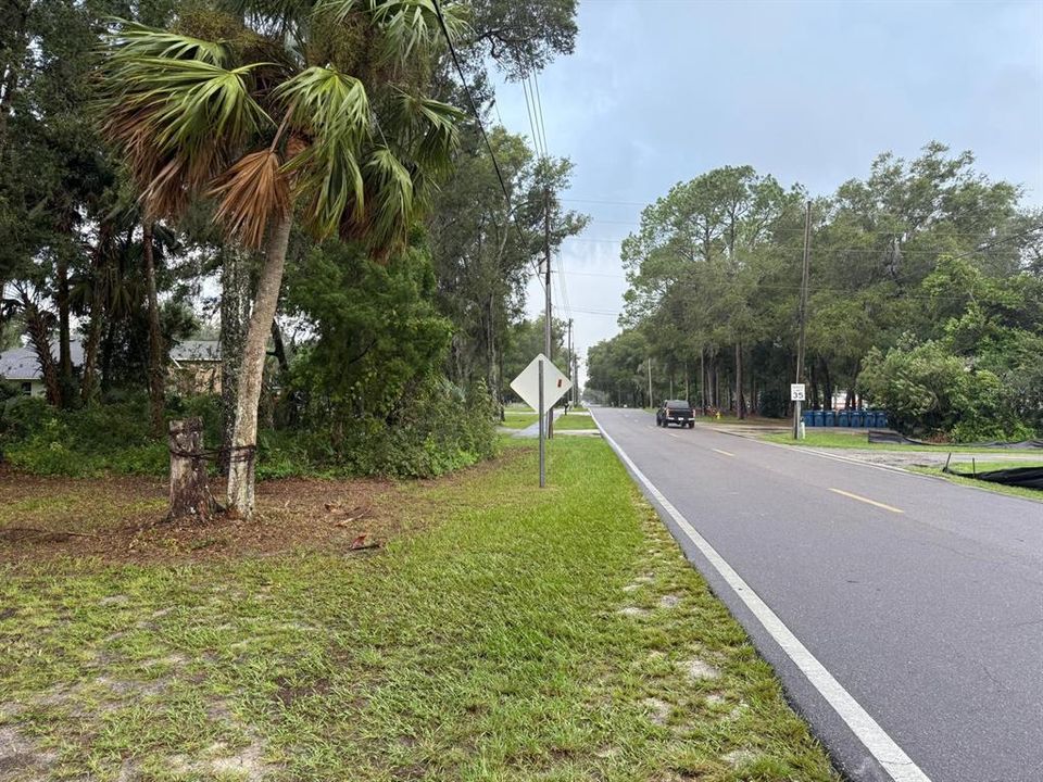 待售: $649,000 (6.57 acres)