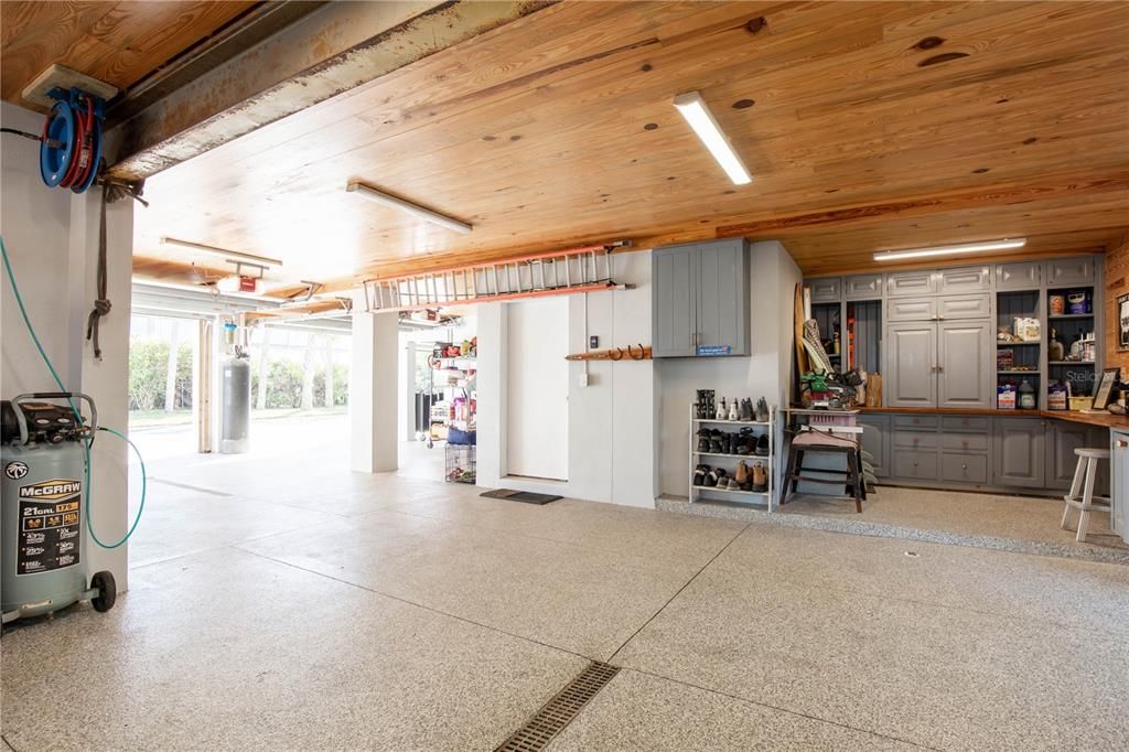 На продажу: $3,255,000 (5 спален, 4 ванн, 3853 Квадратных фут)