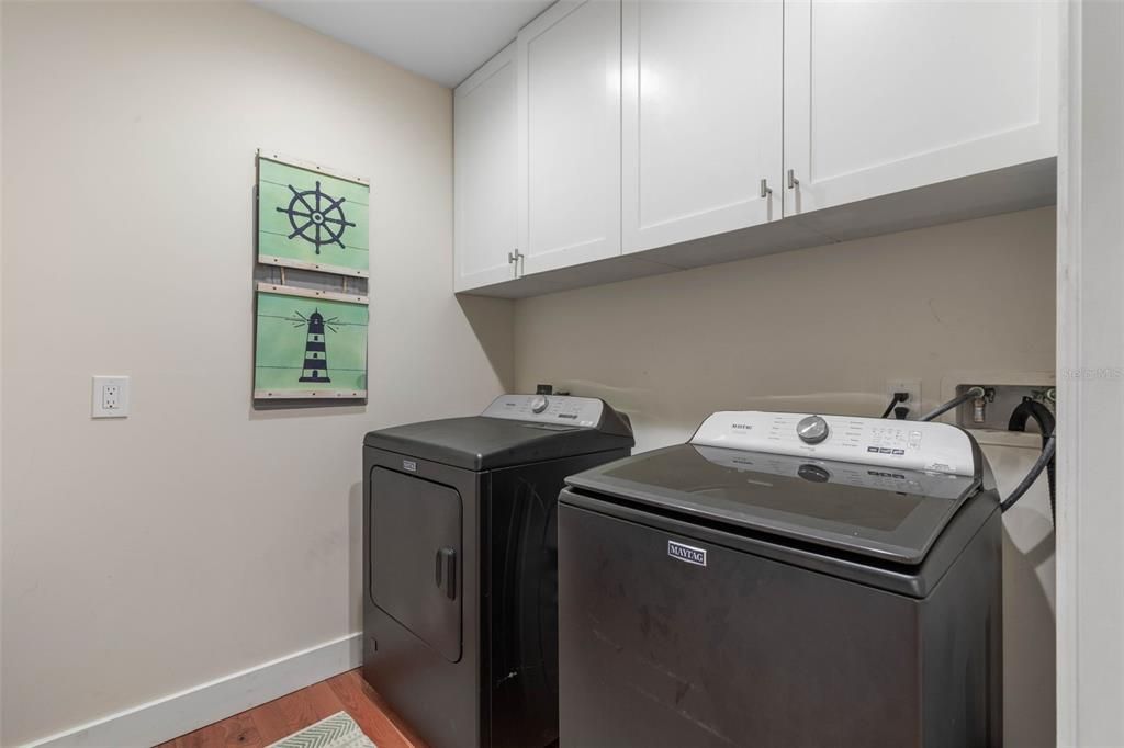 На продажу: $3,255,000 (5 спален, 4 ванн, 3853 Квадратных фут)