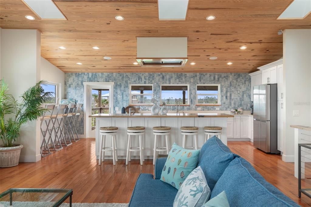 На продажу: $3,255,000 (5 спален, 4 ванн, 3853 Квадратных фут)