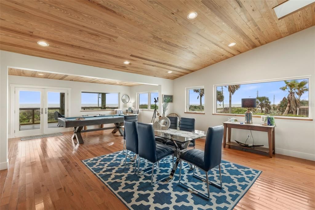 На продажу: $3,255,000 (5 спален, 4 ванн, 3853 Квадратных фут)