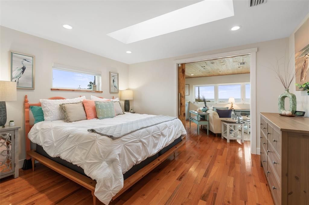 На продажу: $3,255,000 (5 спален, 4 ванн, 3853 Квадратных фут)