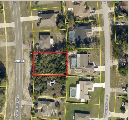 На продажу: $60,000 (0.24 acres)