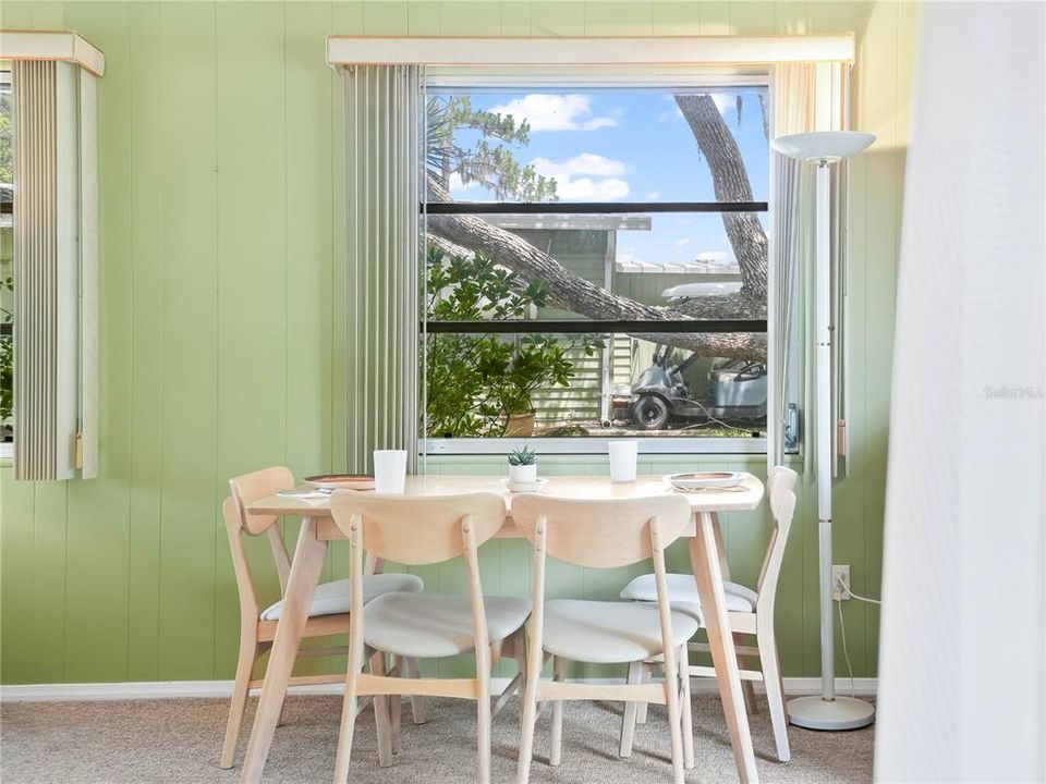 На продажу: $70,000 (1 спален, 1 ванн, 570 Квадратных фут)