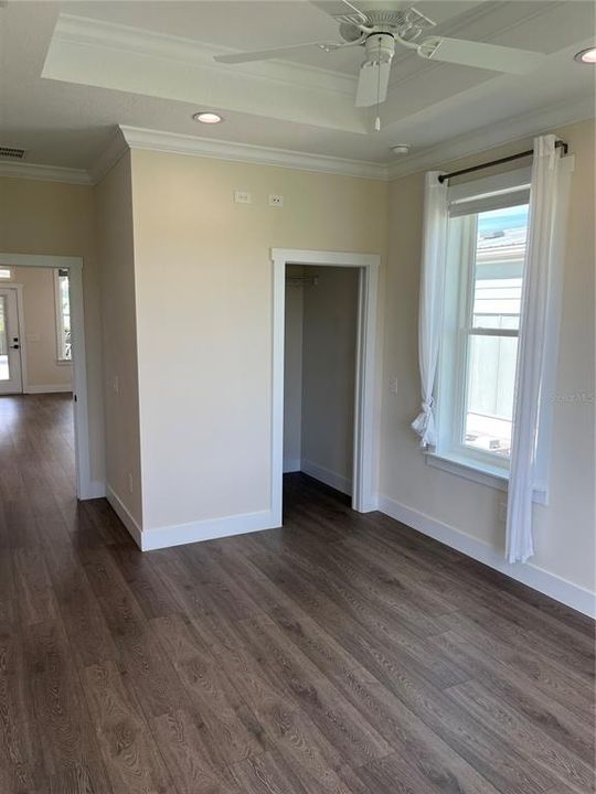 For Rent: $2,250 (2 beds, 2 baths, 1085 Square Feet)