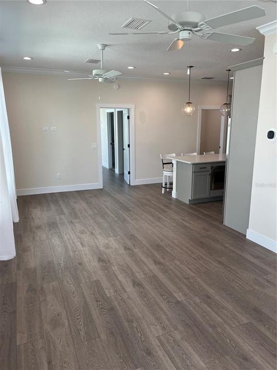 For Rent: $2,250 (2 beds, 2 baths, 1085 Square Feet)