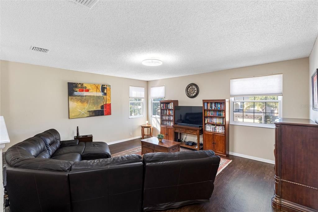 待售: $895,000 (5 贝兹, 3 浴室, 3484 平方英尺)