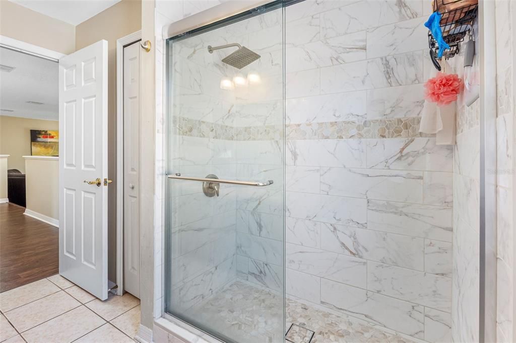 待售: $895,000 (5 贝兹, 3 浴室, 3484 平方英尺)