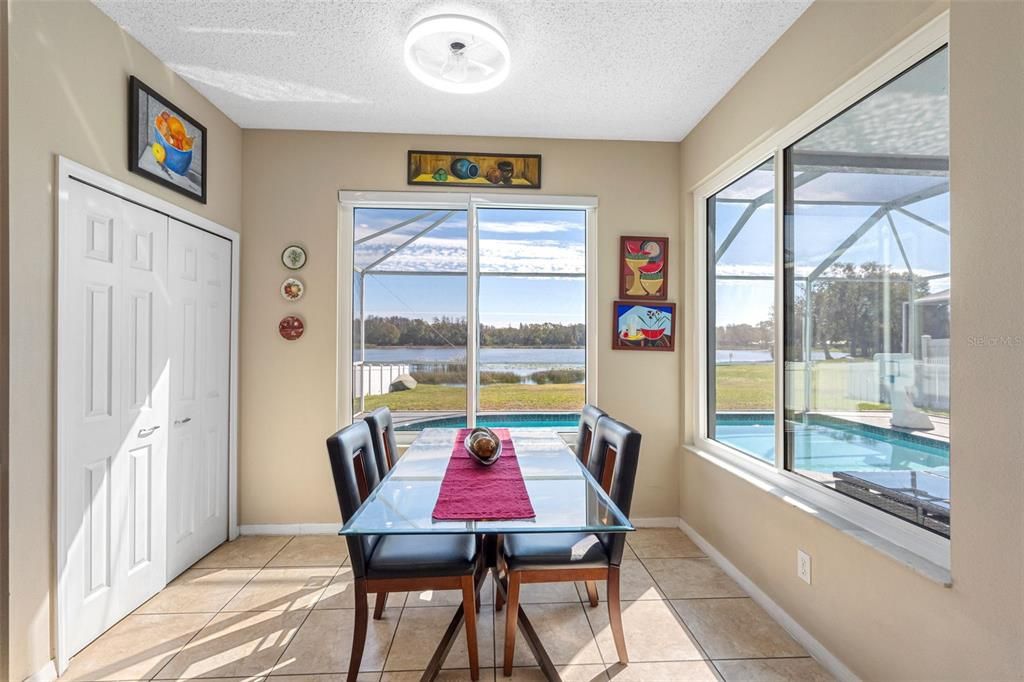 待售: $895,000 (5 贝兹, 3 浴室, 3484 平方英尺)