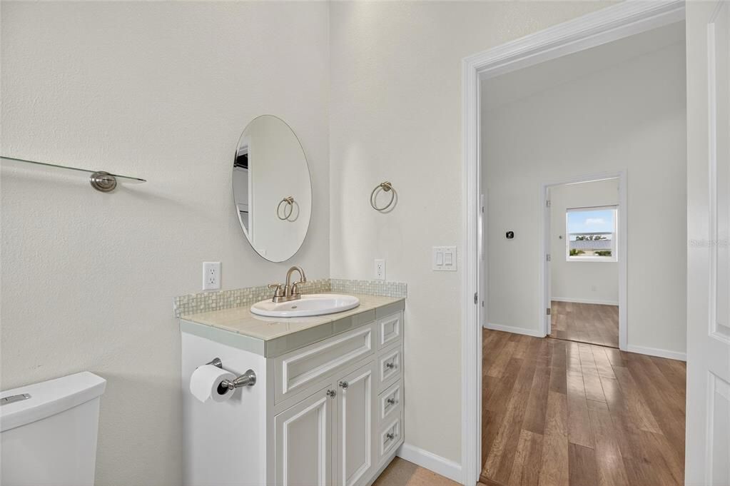 На продажу: $765,000 (3 спален, 2 ванн, 1818 Квадратных фут)