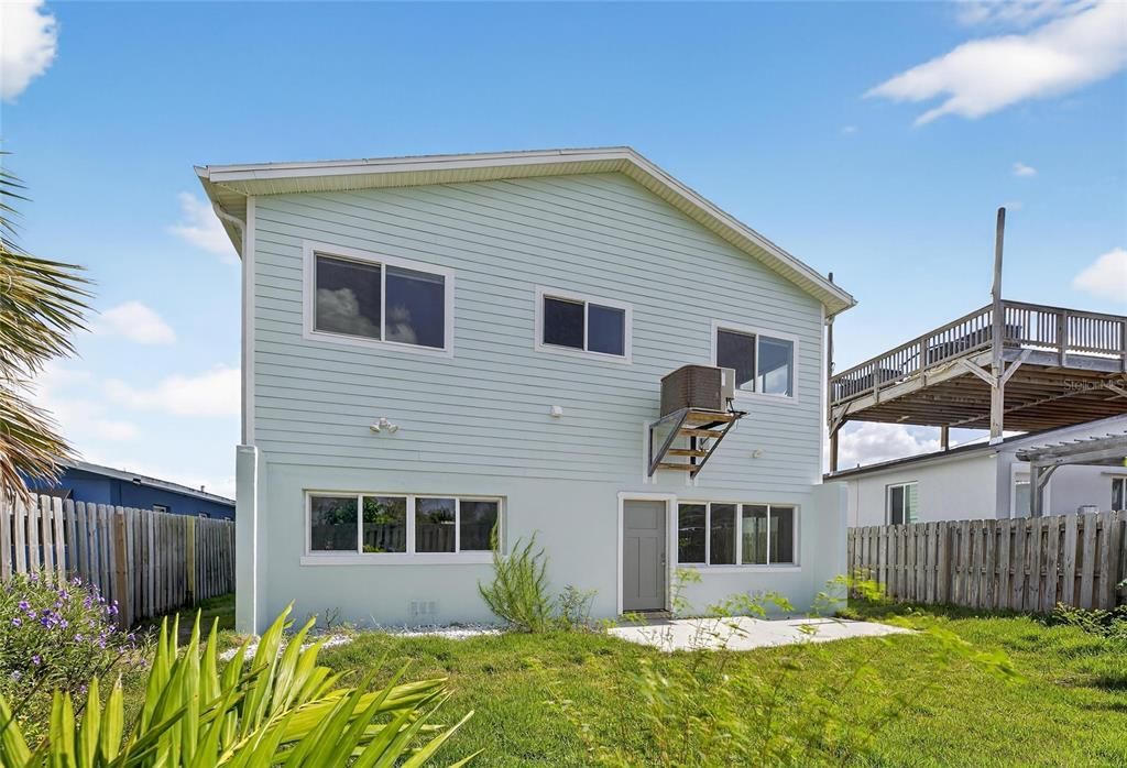 На продажу: $765,000 (3 спален, 2 ванн, 1818 Квадратных фут)