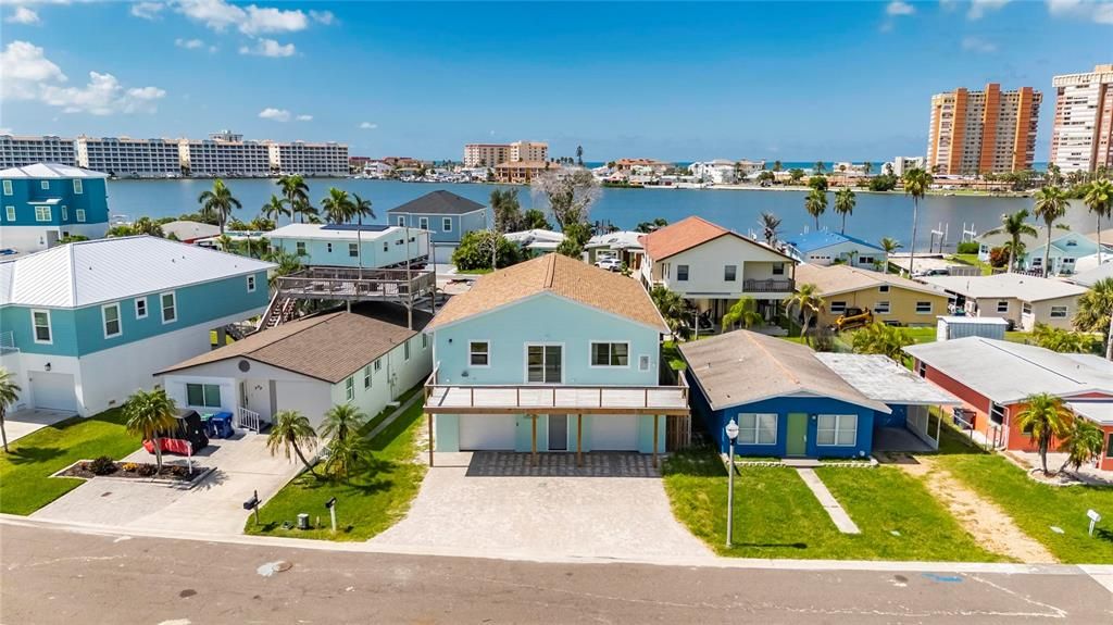 На продажу: $765,000 (3 спален, 2 ванн, 1818 Квадратных фут)