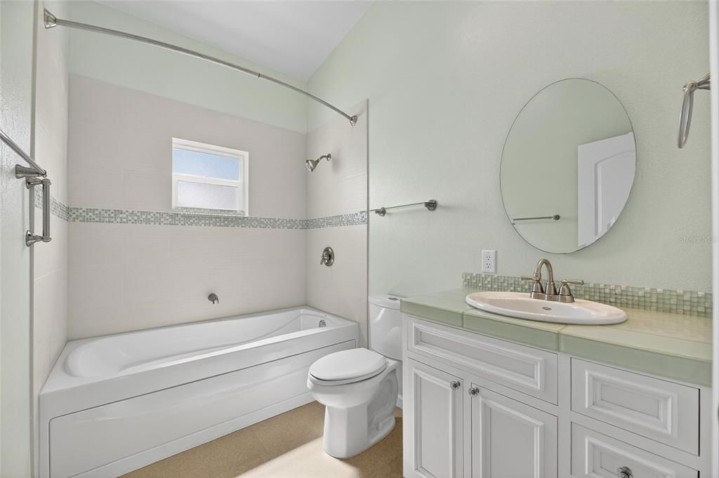 На продажу: $765,000 (3 спален, 2 ванн, 1818 Квадратных фут)