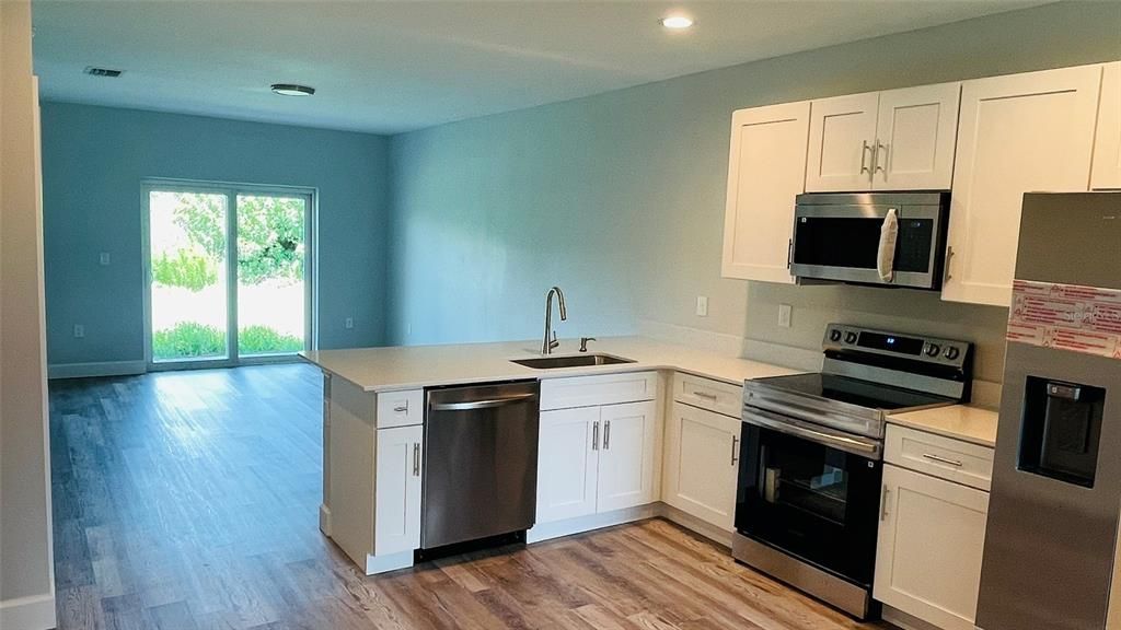 В аренду: $1,650 (3 спален, 2 ванн, 1162 Квадратных фут)