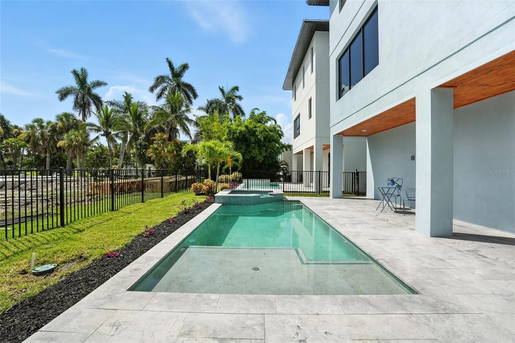 En Venta: $950,000 (3 camas, 2 baños, 2316 Pies cuadrados)