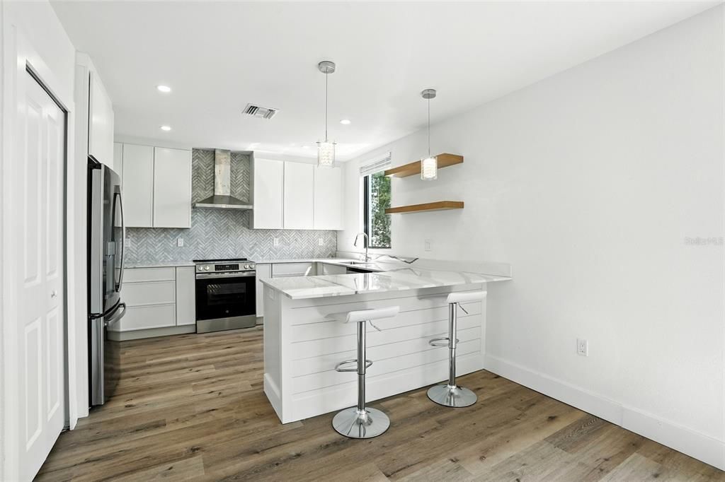 En Venta: $950,000 (3 camas, 2 baños, 2316 Pies cuadrados)