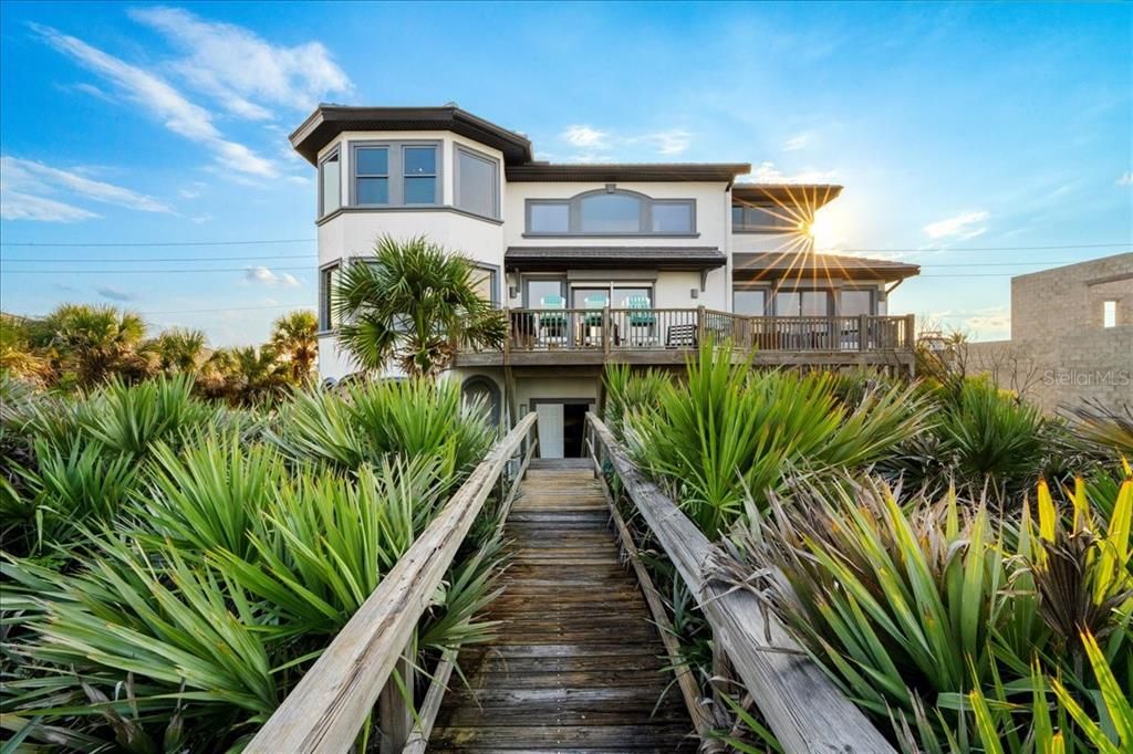 En Venta: $2,275,000 (3 camas, 3 baños, 3517 Pies cuadrados)