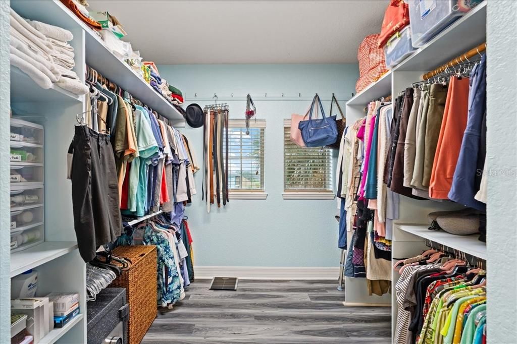 En Venta: $2,275,000 (3 camas, 3 baños, 3517 Pies cuadrados)