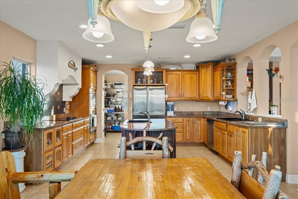 En Venta: $2,275,000 (3 camas, 3 baños, 3517 Pies cuadrados)