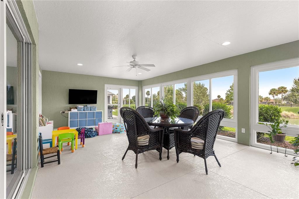 待售: $760,000 (4 贝兹, 3 浴室, 2248 平方英尺)