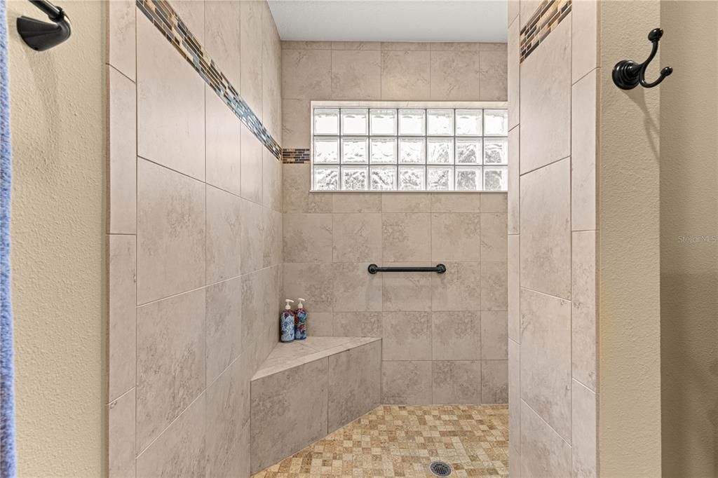 待售: $760,000 (4 贝兹, 3 浴室, 2248 平方英尺)