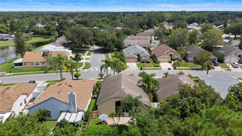 Activo con contrato: $405,000 (3 camas, 2 baños, 1696 Pies cuadrados)