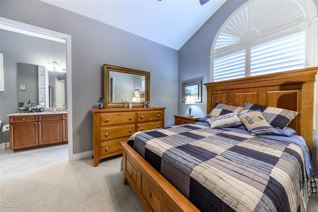 出租: $6,500 (3 贝兹, 3 浴室, 2399 平方英尺)