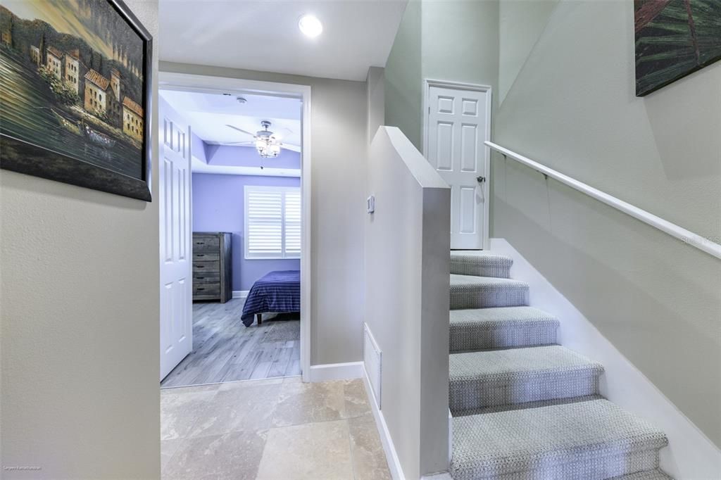 出租: $6,500 (3 贝兹, 3 浴室, 2399 平方英尺)