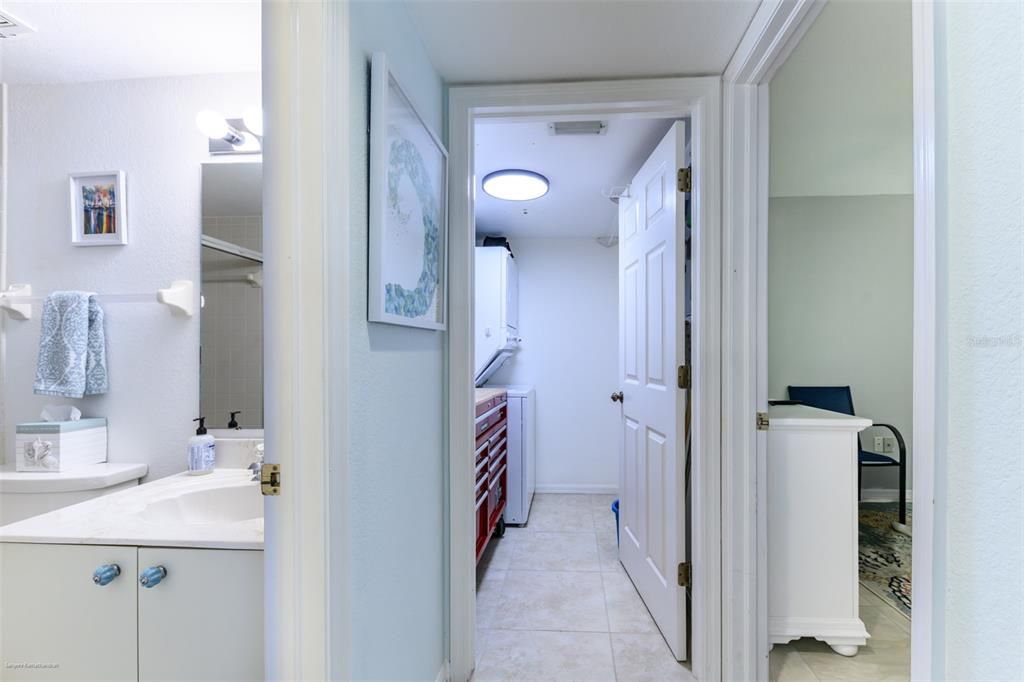 В аренду: $4,000 (2 спален, 2 ванн, 1120 Квадратных фут)