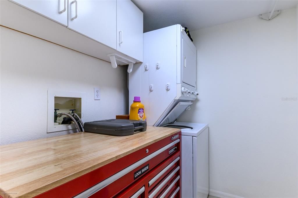 В аренду: $4,000 (2 спален, 2 ванн, 1120 Квадратных фут)