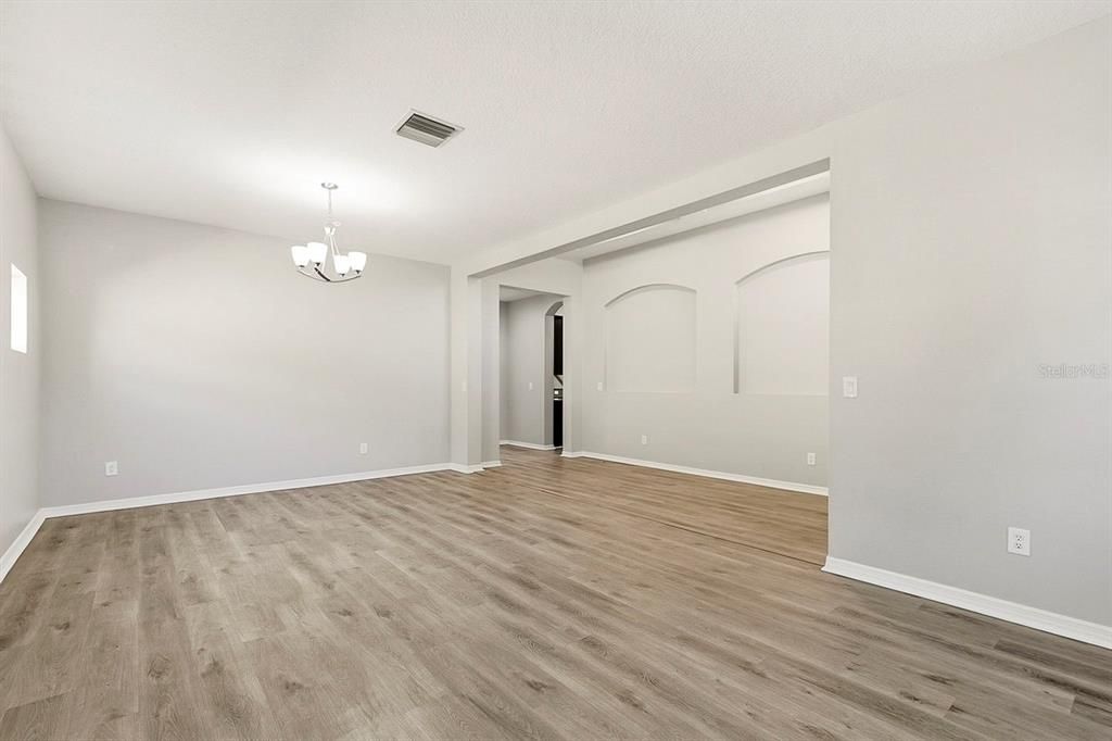 For Sale: $415,000 (4 beds, 3 baths, 3016 Square Feet)