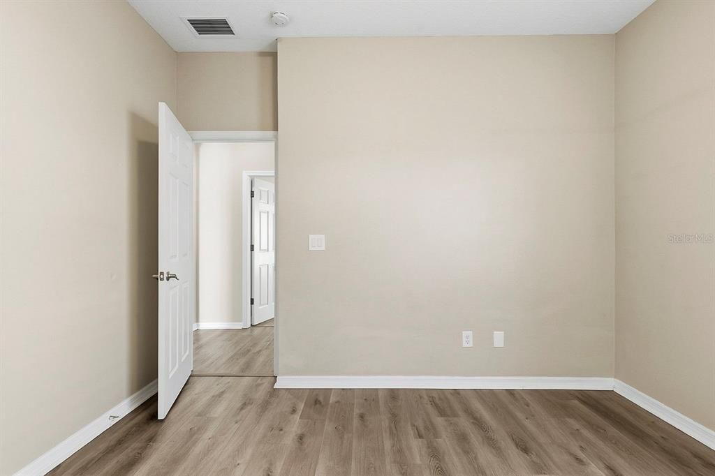 For Sale: $415,000 (4 beds, 3 baths, 3016 Square Feet)