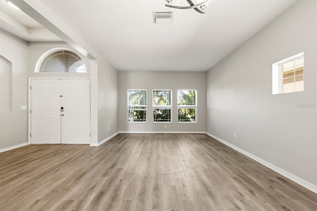 For Sale: $415,000 (4 beds, 3 baths, 3016 Square Feet)