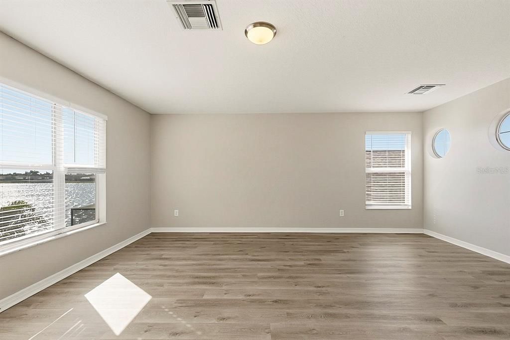 For Sale: $415,000 (4 beds, 3 baths, 3016 Square Feet)