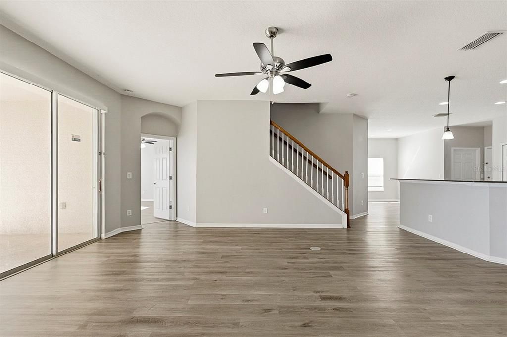 For Sale: $415,000 (4 beds, 3 baths, 3016 Square Feet)