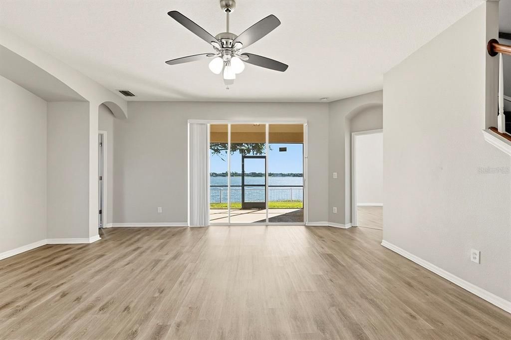 For Sale: $415,000 (4 beds, 3 baths, 3016 Square Feet)