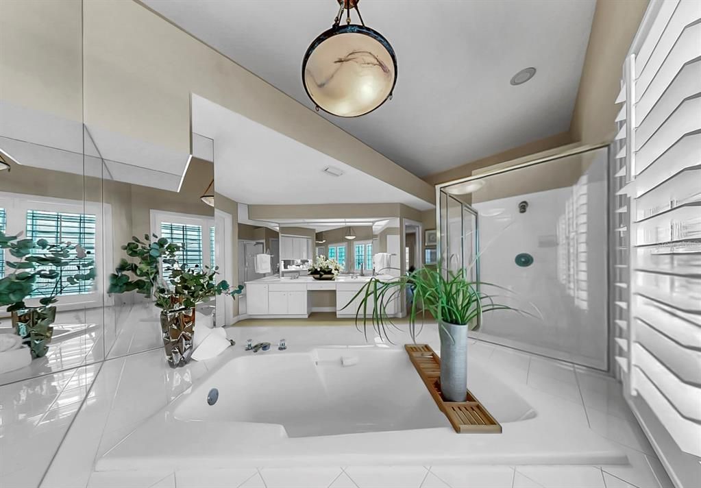 合同活跃: $1,195,000 (3 贝兹, 3 浴室, 3157 平方英尺)