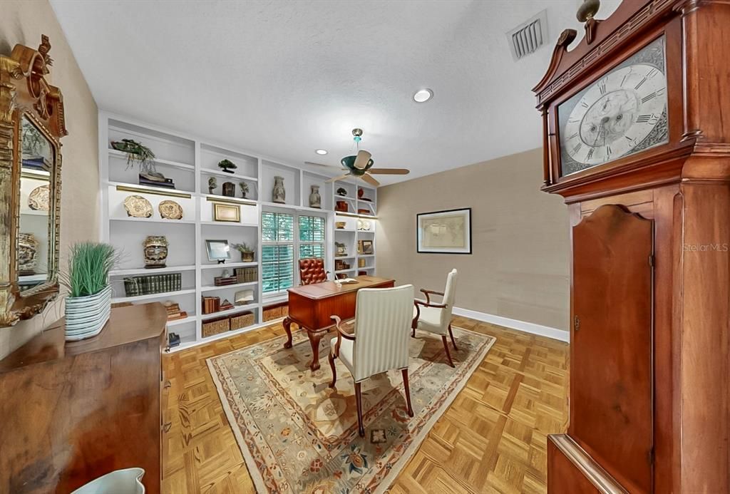 合同活跃: $1,195,000 (3 贝兹, 3 浴室, 3157 平方英尺)